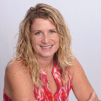 Kimberly Hoelke