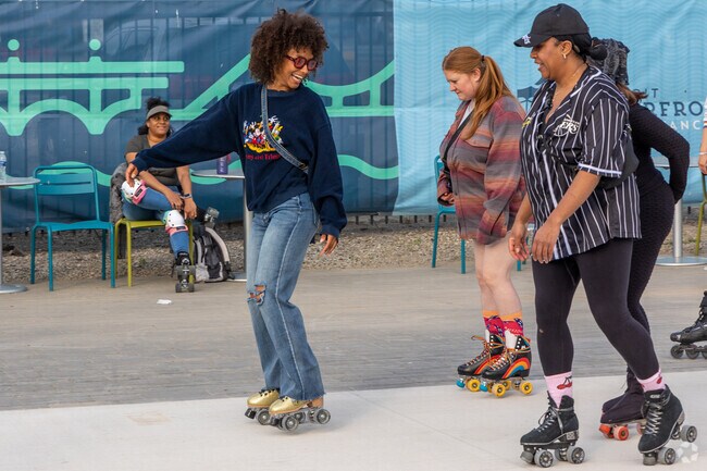 Rollin on the River welcomes newcomers and experienced skaters in Rivertown.