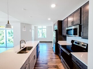 1850 Summerfield Way, Sun Prairie, WI 53590