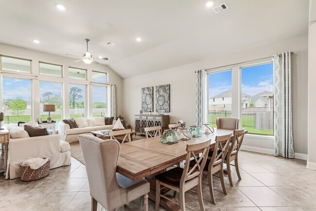 17705 Gold Saddle Ln unit 37072842, Magnolia, TX 77354 - photo 5