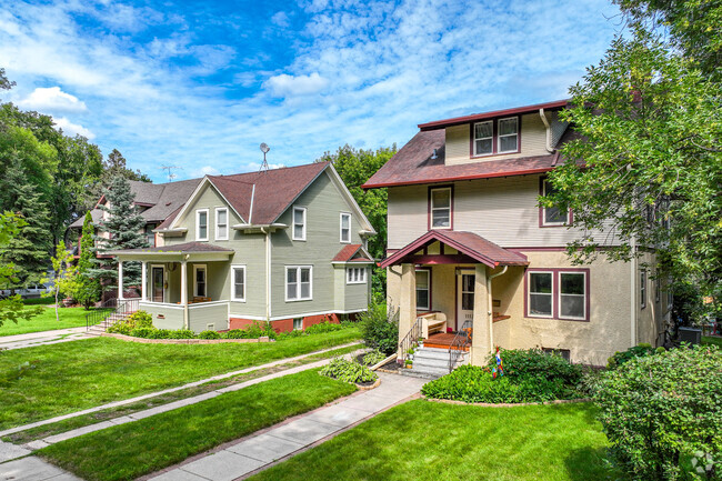 Many homes in the Hawthorne neighborhood have historical value.