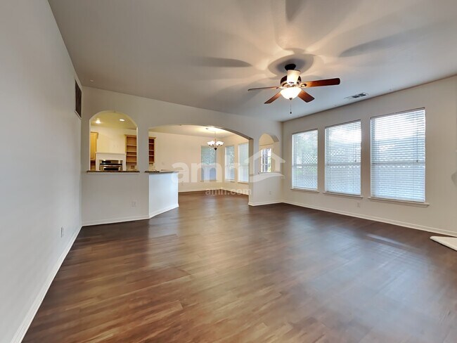 1304 Carriage Ln, Keller, TX 76248 - photo 5