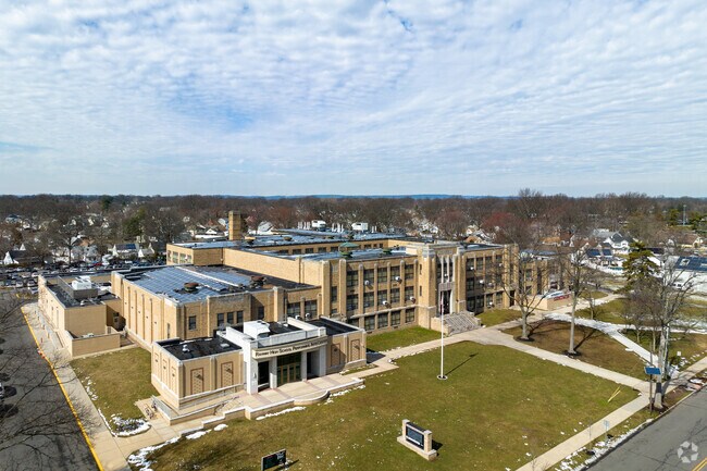 Rahway High School receives an overall B-minus rating from Niche