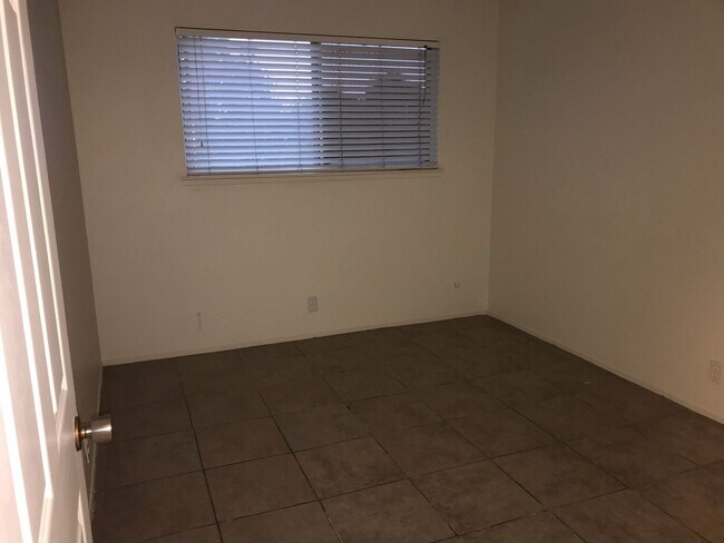 630 Maple St unit C3, West Sacramento, CA 95691 - photo 5