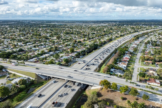 Florida’s Turnpike runs adjacent to Welwyn Manor.

Florida’s Turnpike runs adjacent to Welwyn Manor.