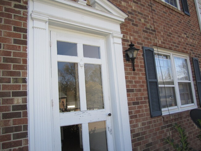 610 Park Ave, Goldsboro, NC 27530 - photo 2