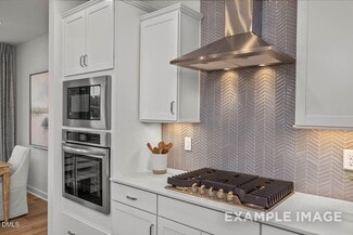 3845 Well Fleet Dr, Fuquay-Varina, NC 27592