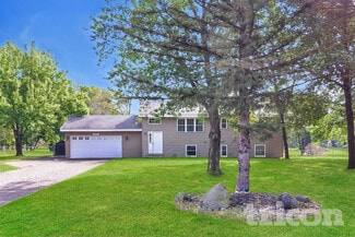 15931 Vintage St NW, Andover, MN 55304