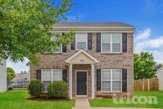 1309 Peach Park Ln, Charlotte, NC 28216