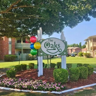 2720 Palmer Dr, Gulfport, MS 39507