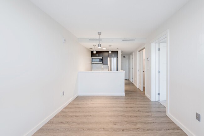 1500 Hancock St unit 527, Quincy, MA 02169 - photo 4