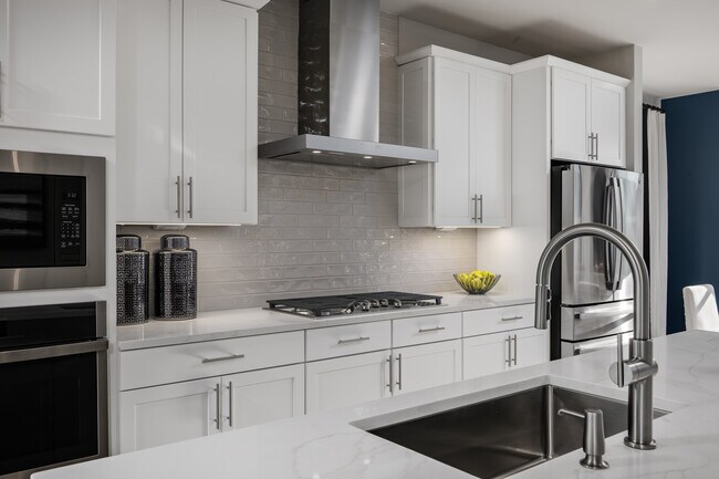 6501 Greenleigh Ave unit 36143898, Middle River, MD 21220 - photo 6