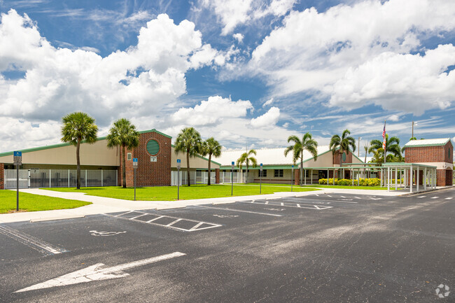 Corkscrew Middle School, Naples FL Rankings & Reviews - Homes.com