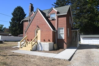 1022 Brittain Rd, Akron, OH 44305