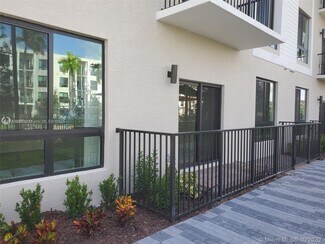 8301 NW 41st St, Doral, FL 33166