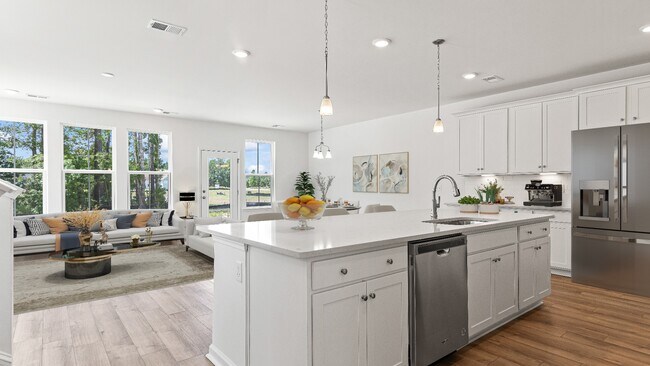 138 Yorkshire Dr unit 36485617, Moncks Corner, SC 29461 - photo 3