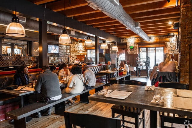 Mount Washington Tavern in Poplar Hill has amazing food.