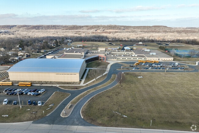 Cannon Falls Middle & High School has a student-teacher ratio of 15 to 1.