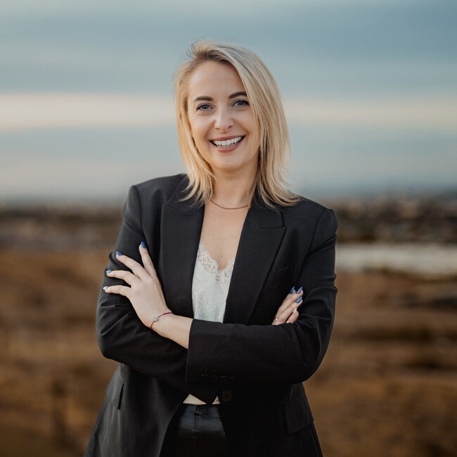 Agent Photo