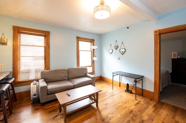 129 Green St unit 3, Syracuse, NY 13203 - photo 3