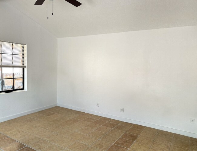 109 E Venus Ln unit 1, South Padre Island, TX 78597 - photo 4