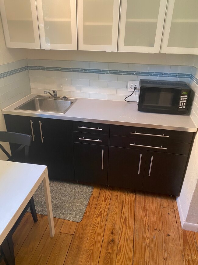 Kitchen sink