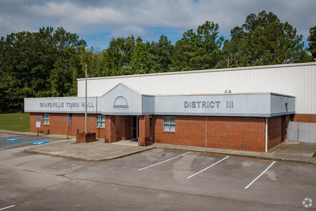 Graysville has a town hall to help organise and support community projects.