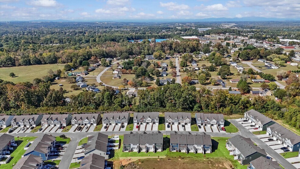 1327 Maplesmith Way, Moore, SC 29369 - photo 1