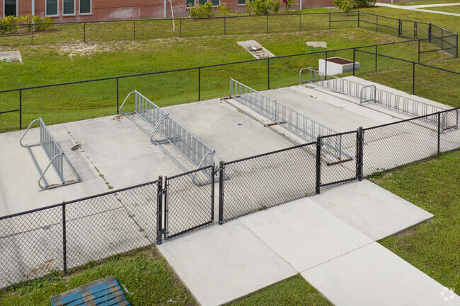 Port Salerno MURRAY MIDDLE SCHOOL- bike rack