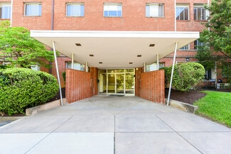 1817 N Quinn St, Arlington, VA 22209
