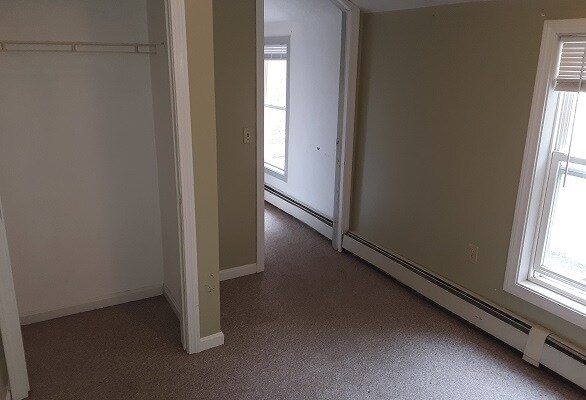 40 Middle St unit 4, Orono, ME 04473 - photo 6