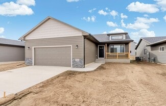 5504 E Brennan Dr, Sioux Falls, SD 57110