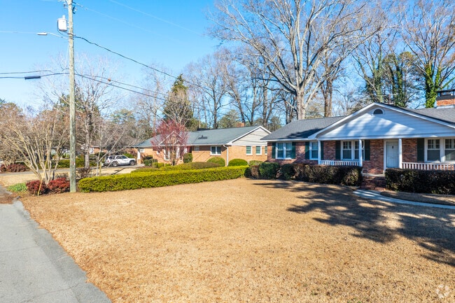 The Hamptons in Columbia includes decades-old brick ranch homes with timeless charm.