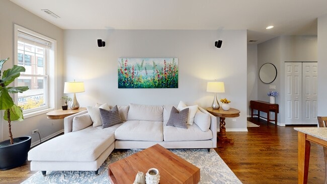 1316 W Belmont Ave unit 2E, Chicago, IL 60657 - photo 3