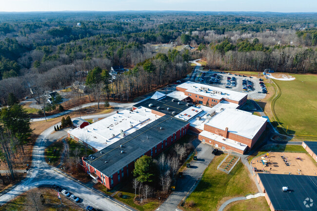 Epping High School provides a well-rounded education and promotes academic excellence.