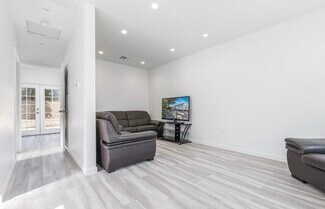 6511 Clybourn Ave Unit 6513, North Hollywood, CA 91606