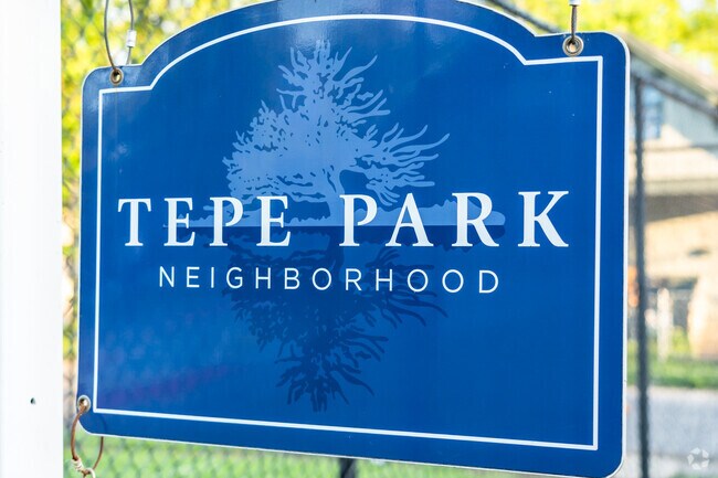 The Tepe Park neighborhood has a great park at its center with the same name.