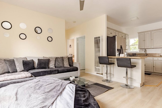 4218 Dalton Ave, Los Angeles, CA 90062 - photo 7