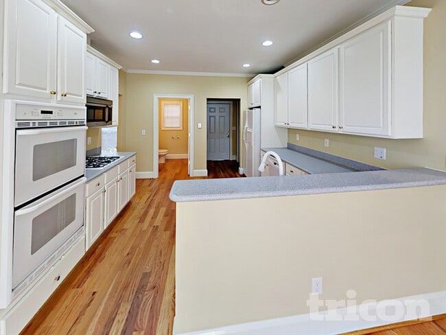 6156 Pritchett Dr, Powder Springs, GA 30127 - photo 2