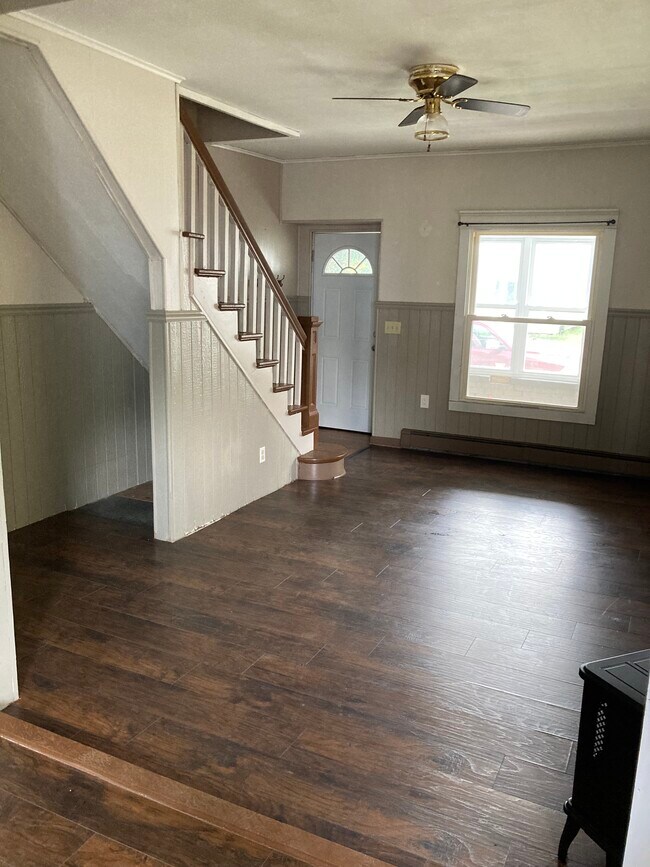 1320 Otter St, Franklin, PA 16323 - photo 5