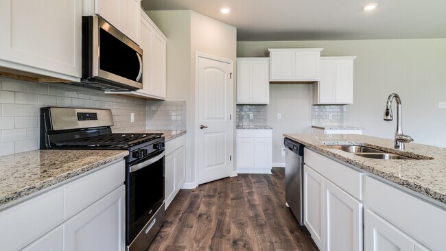 4642 E Ridge Rd unit 36198834, Lake Charles, LA 70607 - photo 5