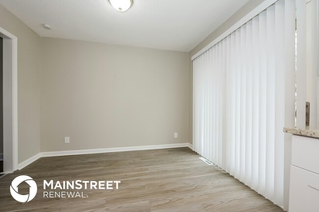 7905 E 117th Place, Kansas City, MO 64134 - photo 6