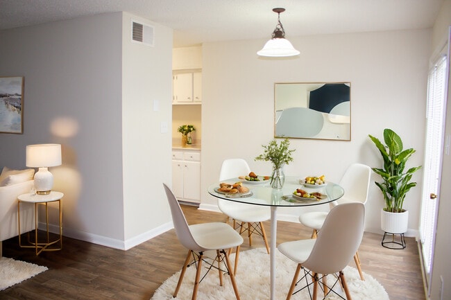 Ivy Green at the Shoals, Florence, AL 35630 - photo 3