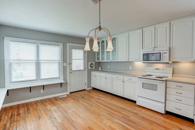 1306 Henning Ave, Evansville, IN 47714 - photo 5