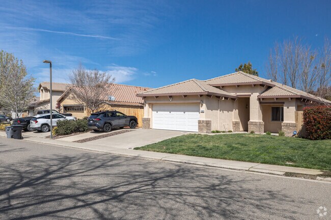 Overhanging roofs and pillars provide shade to Broadstone community homes.