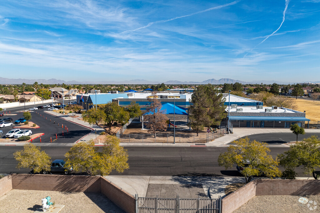 The Marc Kahre Elementary School serves students in grades PreK-5 in Las Vegas, NV.