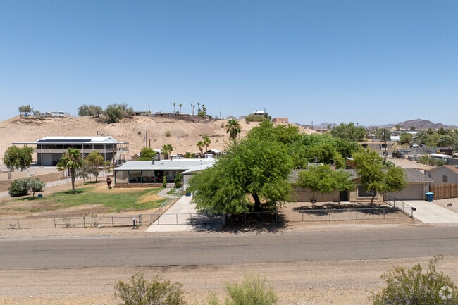 Manufactured homes on large lots are prevalent in Crystal Beach.