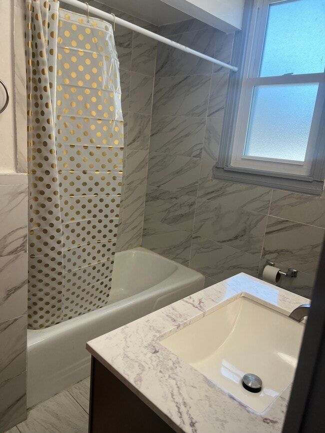 40 Moselle St unit 2, Buffalo, NY 14211 - photo 7