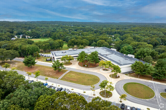 New Lane Memorial Elementary School welcomes students.