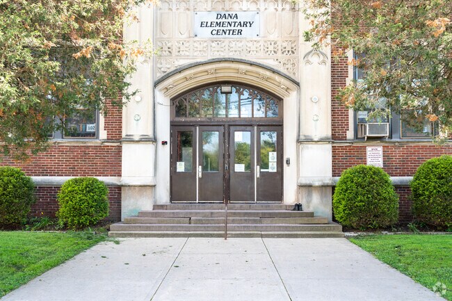 Dana Street Elementary School provides students with top resources and experience for growth.